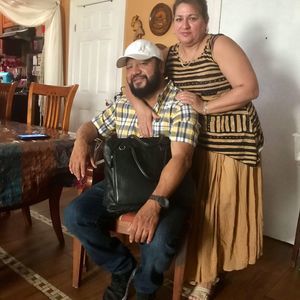 Meet your Posher, Aura